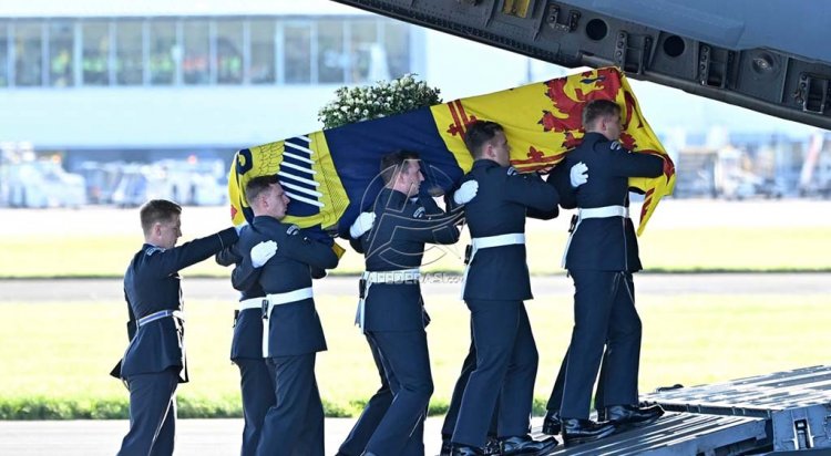 Peti Mati Ratu Elizabeth Diterbangkan ke London untuk Penghormatan Terakhir